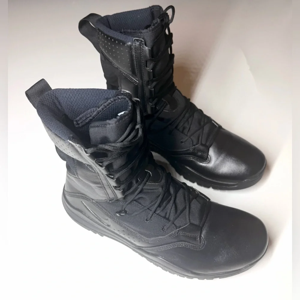 Nike SFB Field 2 8” Men’s Tactical Military Combat Boots Black  Size-12.5